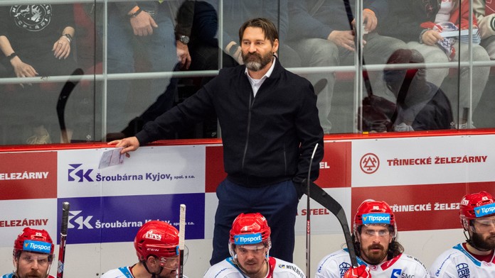 Som v prvom rade manžel a otec, až potom tréner. Országh získal dva tituly, vracia sa domov