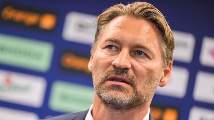 Slovensko hlási pred šampionátom ďalšie škrty. Tím neposilní defenzívny pilier ani kvalitný útočník