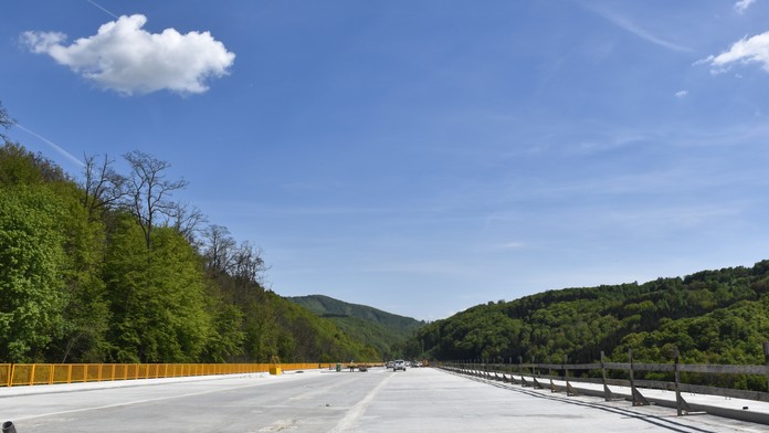 Otvorenie nového úseku rýchlostnej cesty R2 sa blíži. Minister Ráž prezradil presný termín