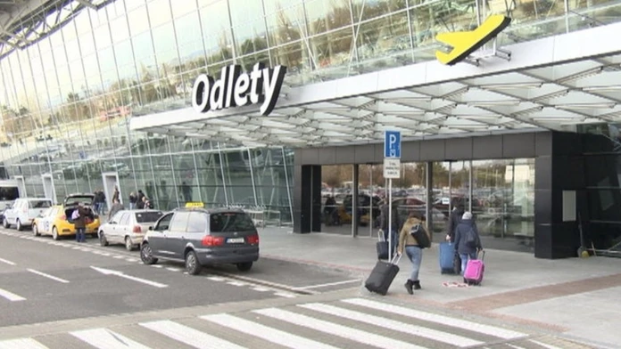 herec a riaditeľ Divadla Aréna Juraj Kukura na oslave pri príležitosti jeho jubilea 70 rokov. 
