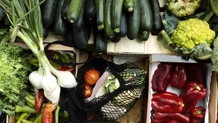 Ovocie a zelenina. Ilustračná snímka. 