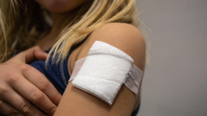 Očkovanie proti chrípke môže predĺžiť život. Vakcína znižuje riziko vzniku jednej z najzákernejších chorôb