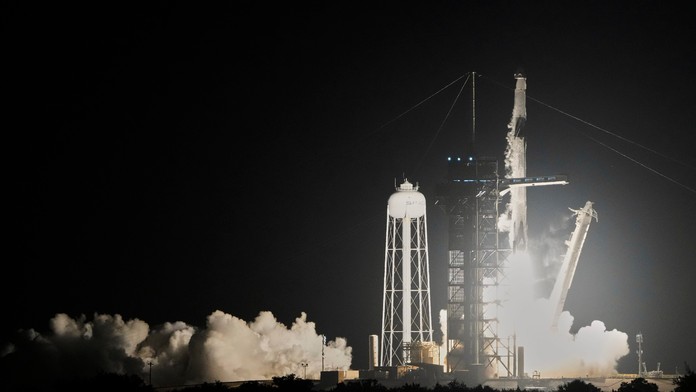 Na snímke štart rakety Falcon 9.