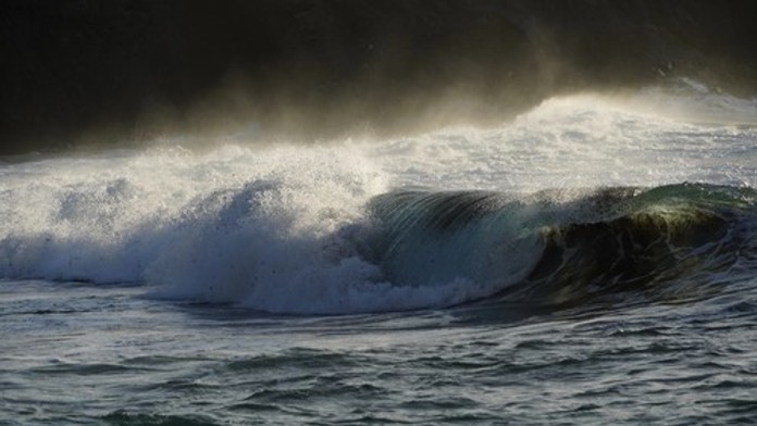 Búrka v Baltskom mori prevrátila niekoľko lodí. Pobrežná stráž spustila záchranné operácie