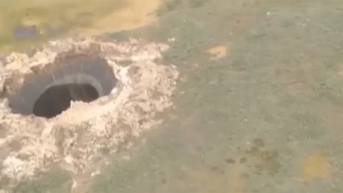 Záhadná diera na Sibíri