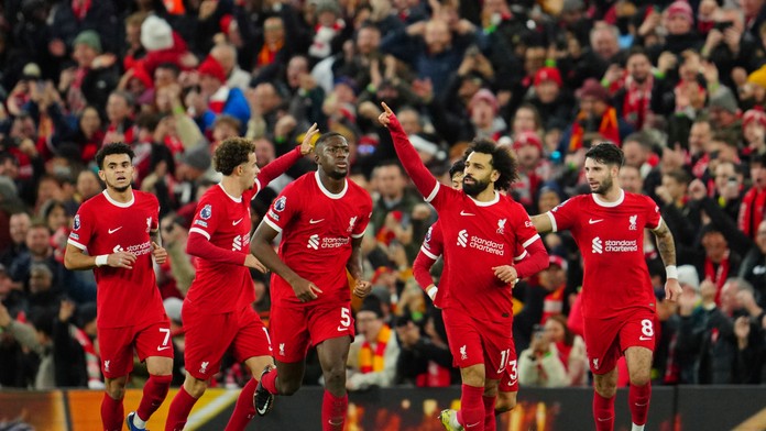 V šlágri kola sa zrodila remíza. Dúbravka nezabránil prehre, trápenie Manchestru United pokračuje