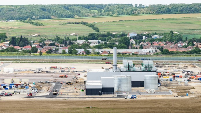 Na snímke výstavba závodu Jaguar Land Rover v strategickom parku v Nitrianskom kraji.