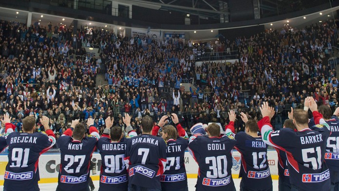 Slovan sa lúči s fanúšikmi