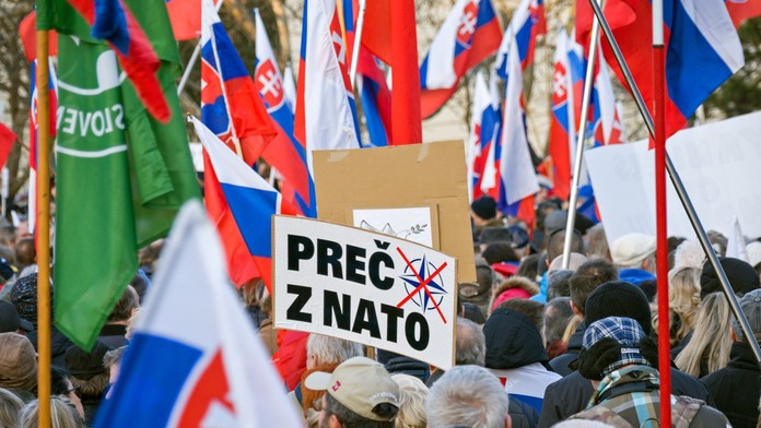 Protestujúci Slováci