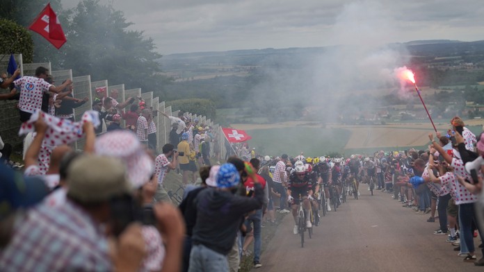 Krádež bicyklov ohrozila pokračovanie tímu na Tour. Celková škoda sa vyšplhala na 145-tisíc eur