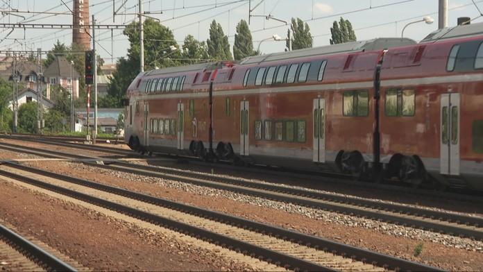 Pokus o krádež káblov ochromil železničnú dopravu. Vlaky v dôležitom úseku môžu meškať