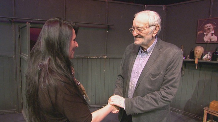 Na archívnej snímke reportérka magazínu Reflex Jarmila Kováčová a Milan Lasica.