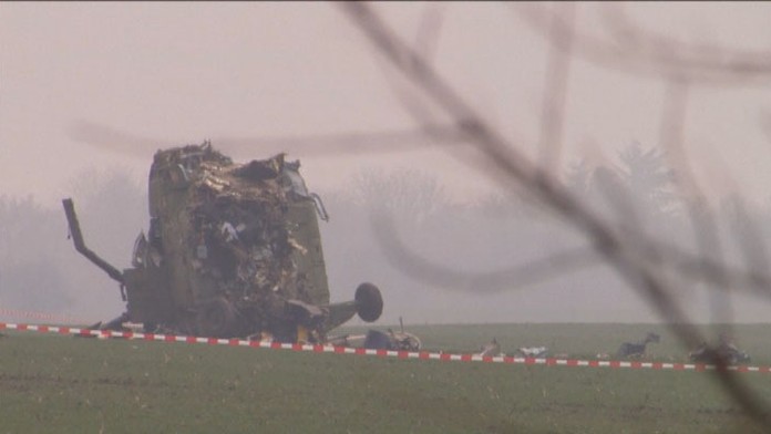 Havarovaný vrtuľník pri Belehrade.