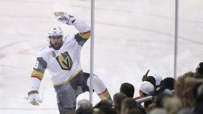 Alex Tuch na archívnej snímke.