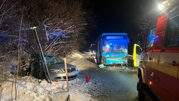 Nehoda autobusu v Oravskom Podzámku