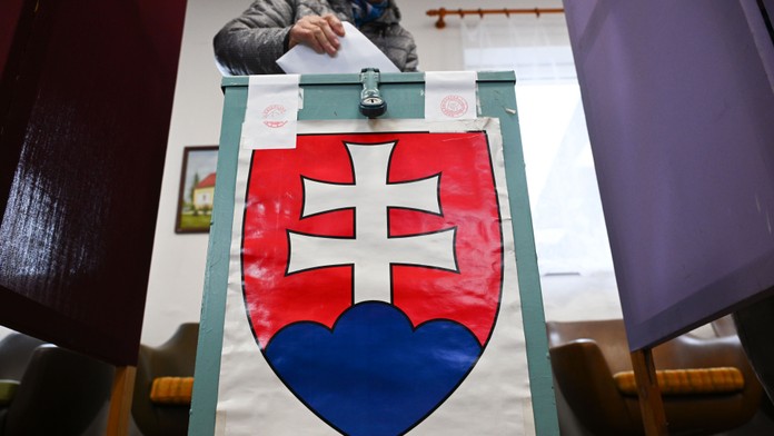 Premiér je za presun volieb do orgánov obcí aj krajov na rok 2027. Tvrdí, že by to bolo najlepšie pre celé Slovensko