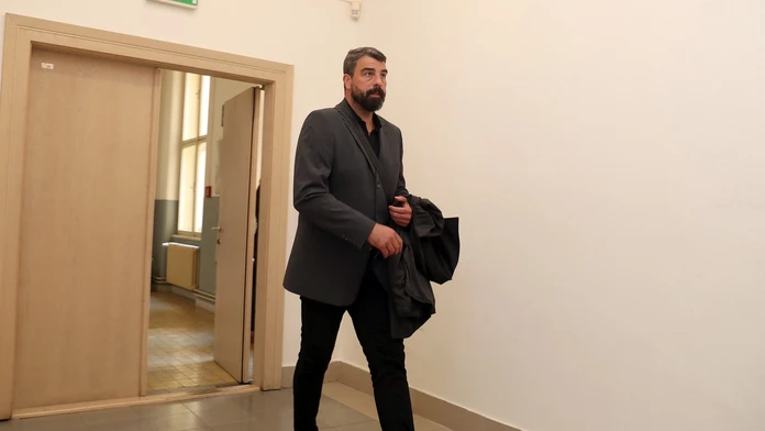 Športových kolegov namočil do problémov. Hokejovému majstrovi sveta hrozí 10 rokov za mrežami