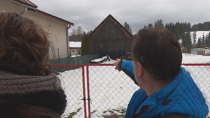 Spor o šopu v Zakamennom.