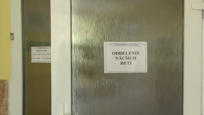 Chlapca rýchlo zobrali do nemocnice.