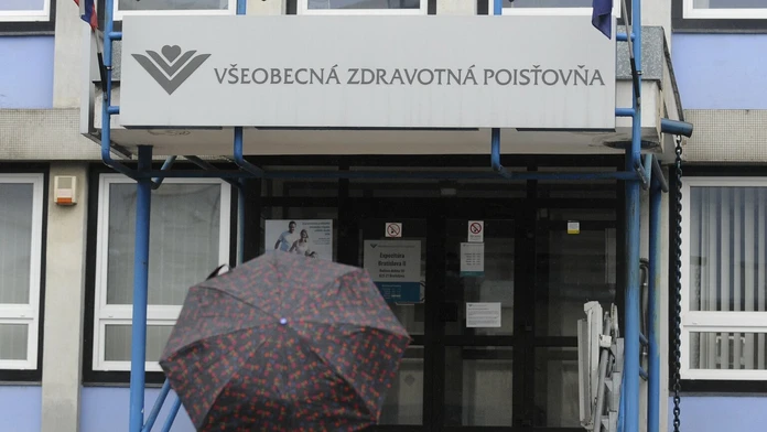 Na snímke budova Všeobecnej zdravotnej poisťovne  v Bratislave