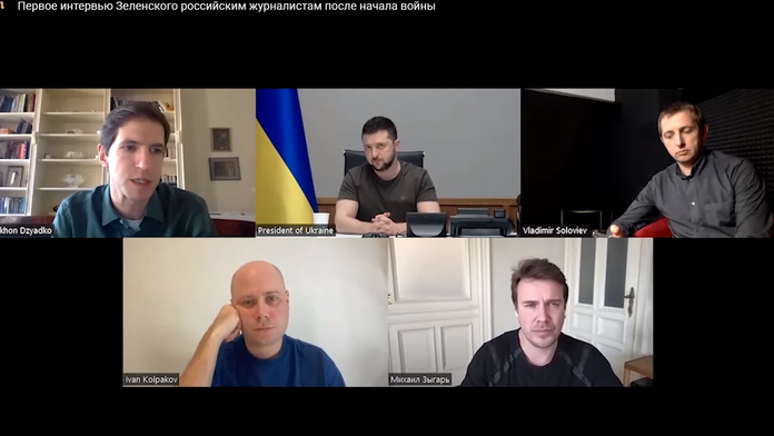 Prvý dlhý rozhovor Zelenského s ruskými novinármi.