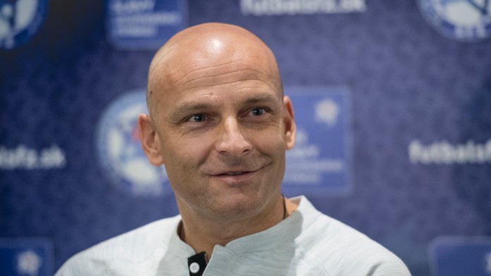 Tréner slovenskej futbalovej reprezentácie do 21 rokov Adrián Guľa.