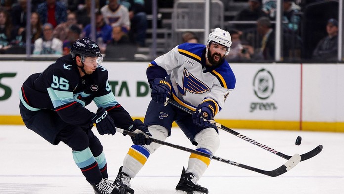 VIDEO: Winnipeg si zaistil prvenstvo. St. Louis za trinásť sekúnd otočilo zápas, zbabralo však nájazdy