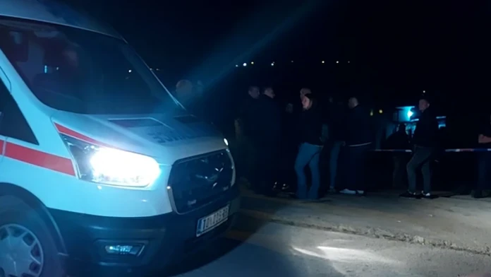 Obrovská tragédia na prasacej farme. Pri čistení nádrže zahynuli otec, starý otec aj syn, rovnako tak žena a sused