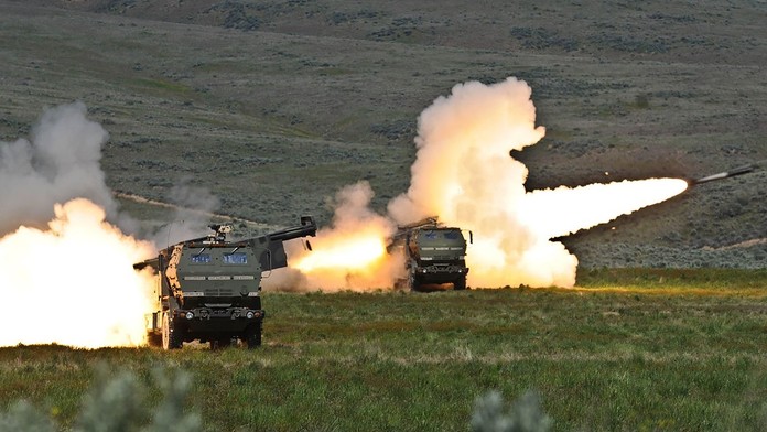 Rusi sa prispôsobili, niektoré špičkové západné zbrane sú na Ukrajine neúčinné. Pracujeme na tom, znie z Pentagónu