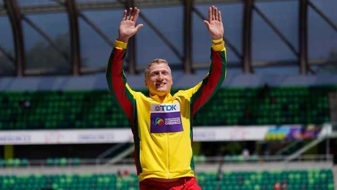 Padol najstarší rekord mužskej atletiky. Alekna vytvoril nové maximum v hode diskom