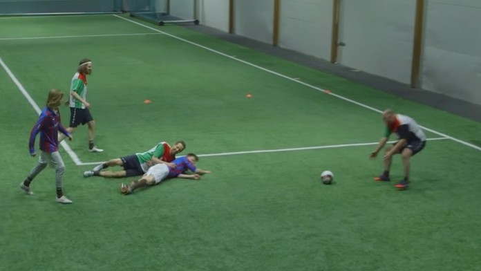 Nórsky opitý futbal hitom internetu.