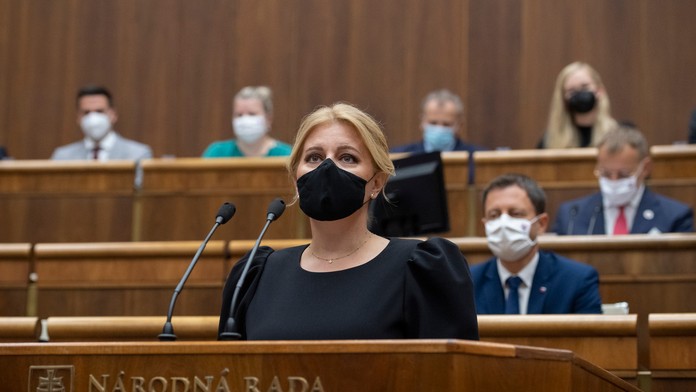 Zuzana Čaputová v parlamente.