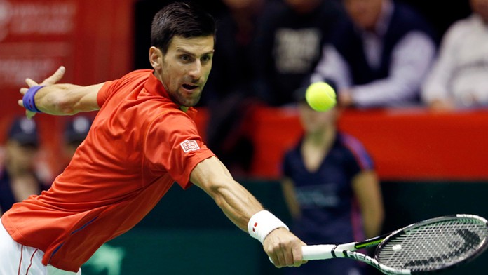 Novak Djokovič v zápase Davisovho pohára.