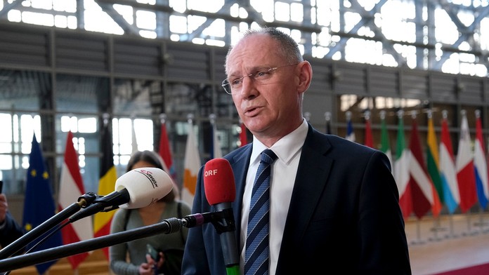 Rakúsko bude vetovať vstup Rumunska a Bulharska do Schengenu