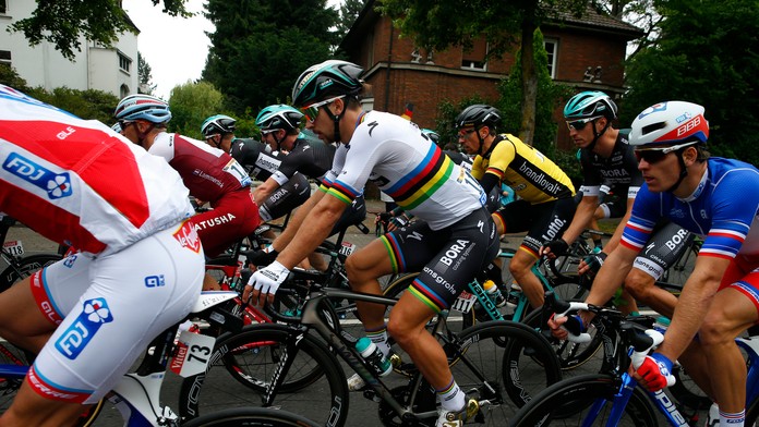 Peter Sagan počas 2. etapy Tour de France.