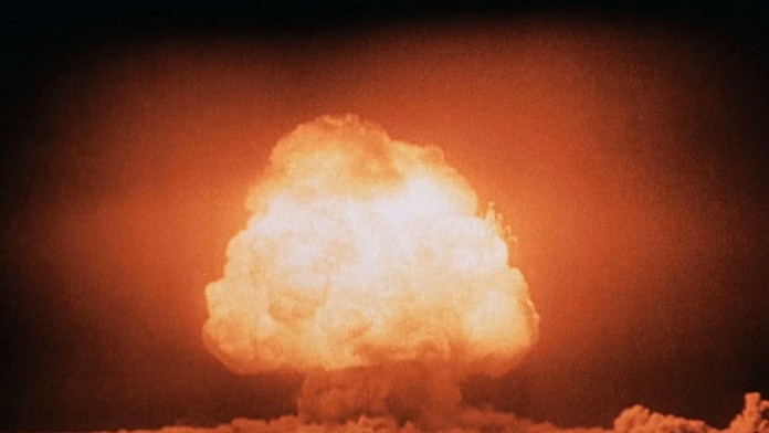 V kráteri po výbuchu atómovej bomby objavili niečo, čo ani nemalo existovať. Vedci hovoria o skutočnom poklade