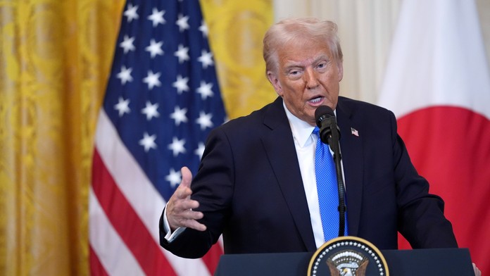 Nie som kráľ, reagoval Trump na protesty No Kings. Sorosa obvinil, že ich pravdepodobne financuje