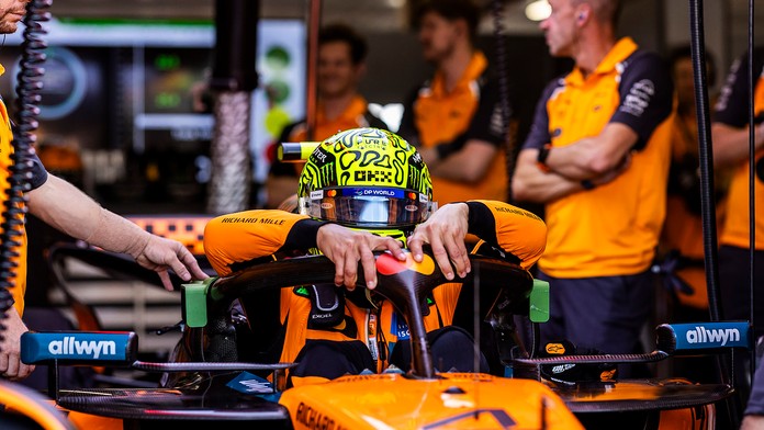 Brit Lando Norris vo svojom monoposte.