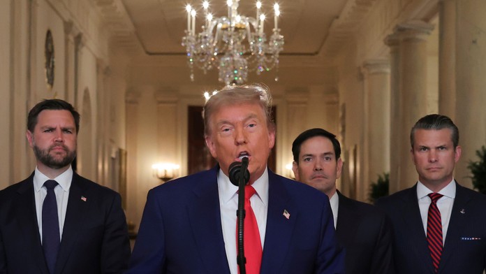 Hackeri napojení na Irán hrozia, že zverejnia e-mailovú komunikáciu osôb z okolia Trumpa