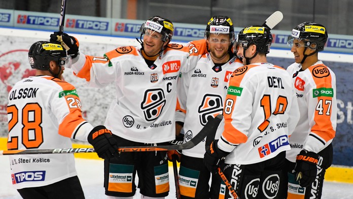 Z hry na mačku a myš sa tešili Košice, divoký ľad pod Urpínom rátal až deväť strelcov