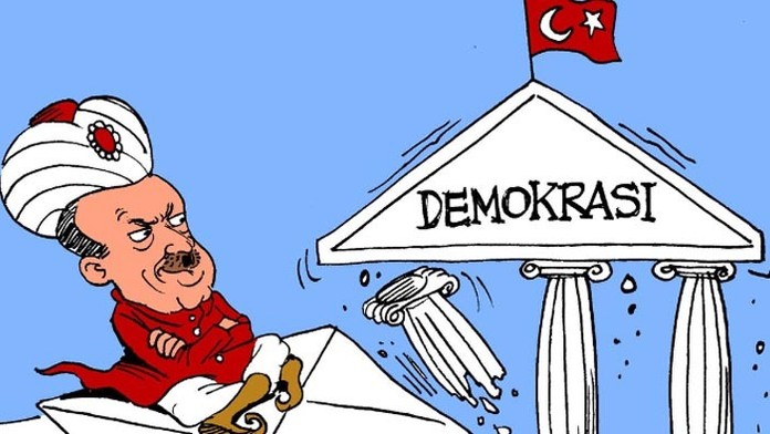 Platforma WikiLeaks zverejnila desaťtisíce mailov vládnucej AKP.