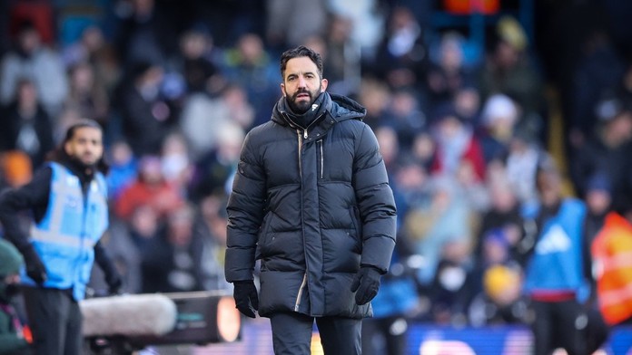 Po mesiacoch trápenia je koniec. Manchester United odvolal trénera Amorima