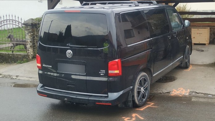 Auto, ktoré zrazilo pri cúvaní dôchodcu.