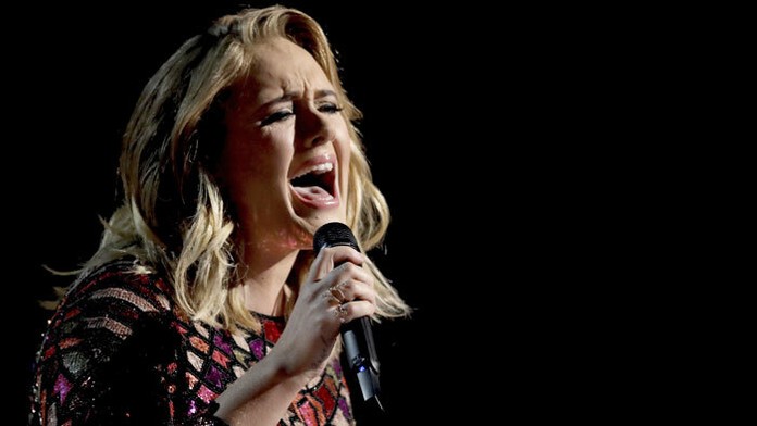 Adele na Grammy Awards v Los Angeles