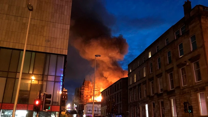 Požiar historickej budovy v Glasgowe