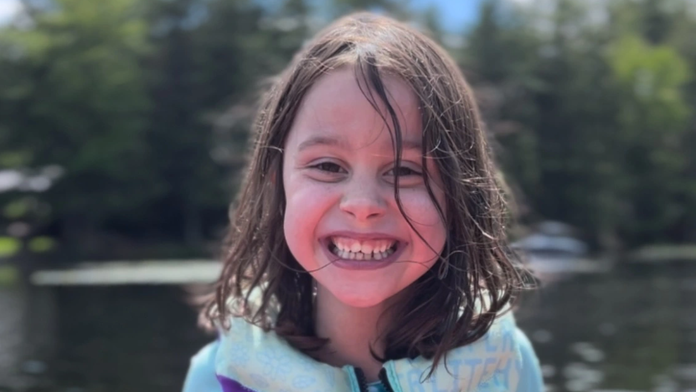 Záver dovolenky sa zmenil na hrôzu. Dievčatko sa zranilo pri banálnom športe, o pár dní zomrelo