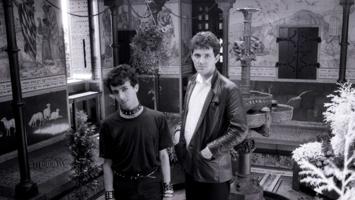 Zomrel priekopník elektronickej hudby David Ball. Stál za hitom, ktorý pozná každý