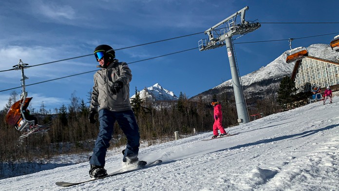 Peter Facinelli s prvou manželkou Jennie Garth a dcérami (2008)