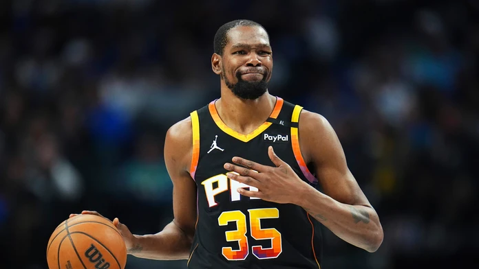 Hviezdny basketbalista sa stal spolumajiteľom PSG. Má pomôcť popularizácii klubu v USA