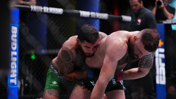 VIDEO: Dominantný výkon a zaslúžené víťazstvo. Anthony Hernandez v Las Vegas oslavoval dvakrát